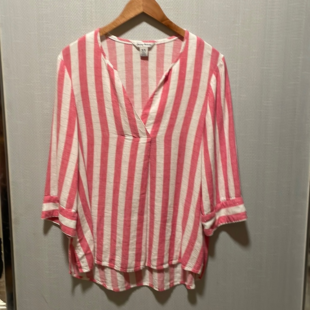 3/4 sleeve Tommy Bahama pull over